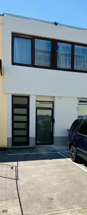 Sehr Schoenes Haus Mit Terasse Naehe Duesseldorf Apartment Krefeld Luaran gambar