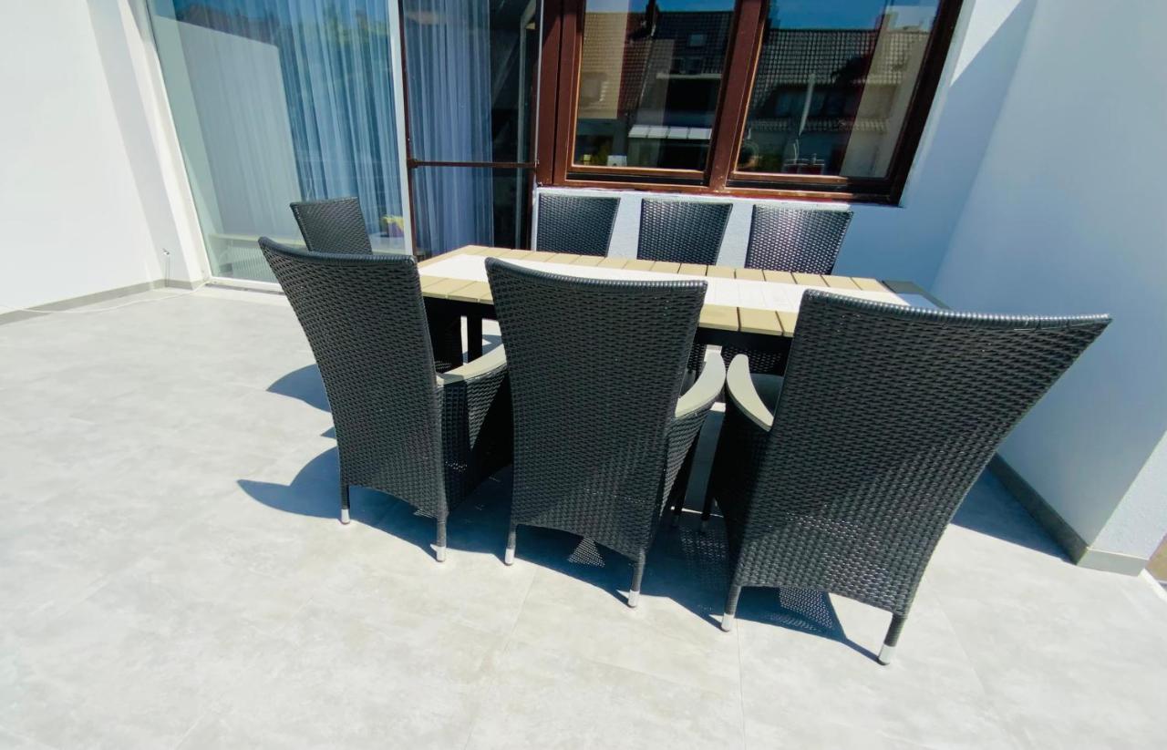 Sehr Schoenes Haus Mit Terasse Naehe Duesseldorf Apartment Krefeld Luaran gambar
