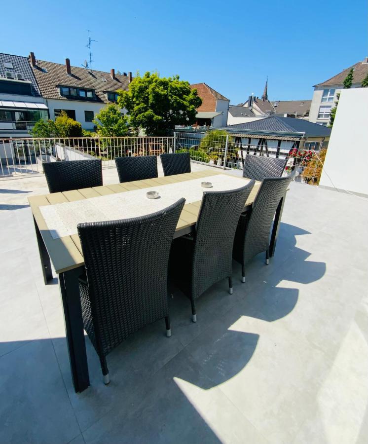 Sehr Schoenes Haus Mit Terasse Naehe Duesseldorf Apartment Krefeld Luaran gambar