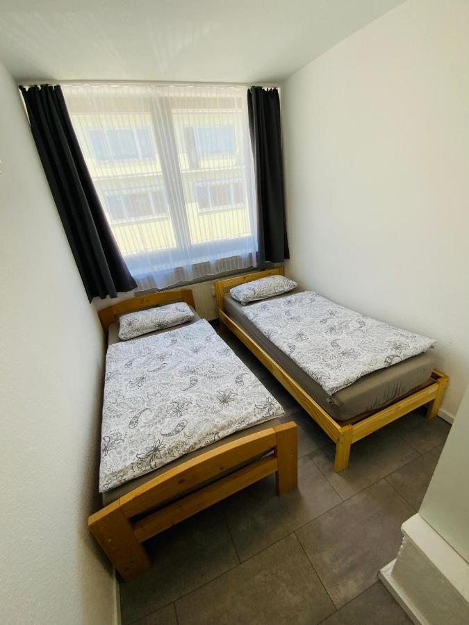 Sehr Schoenes Haus Mit Terasse Naehe Duesseldorf Apartment Krefeld Luaran gambar